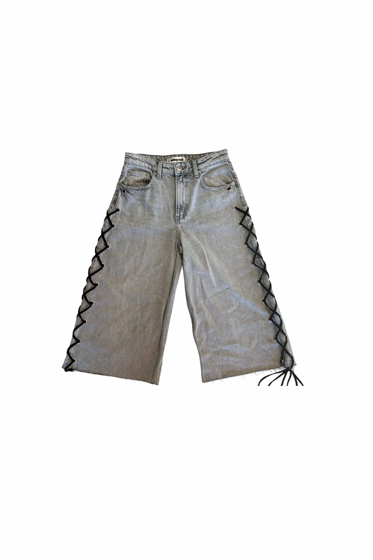 LONG LACED SHORT
