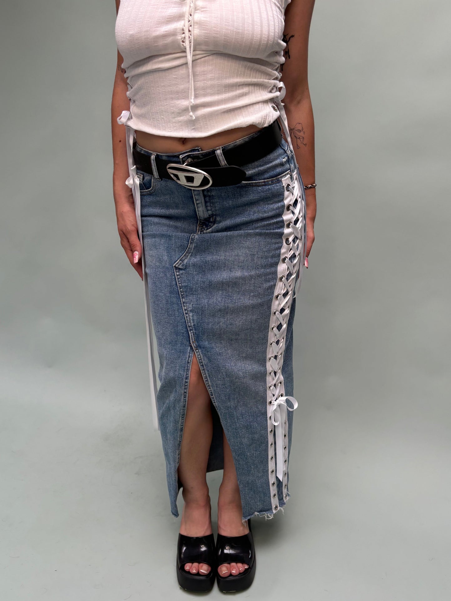 LONG LACED SKIRT